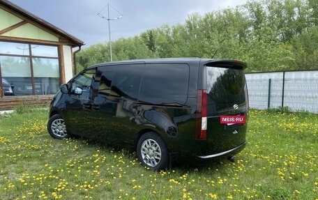 Hyundai Staria, 2021 год, 4 300 000 рублей, 6 фотография