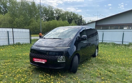 Hyundai Staria, 2021 год, 4 300 000 рублей, 4 фотография