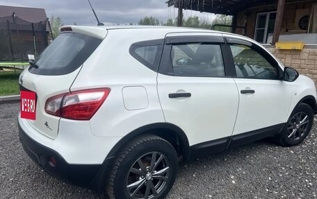 Nissan Qashqai, 2012 год, 890 000 рублей, 3 фотография