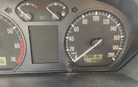 Skoda Fabia I, 2002 год, 300 000 рублей, 10 фотография