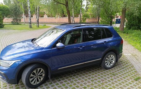 Volkswagen Tiguan II, 2021 год, 2 330 000 рублей, 5 фотография