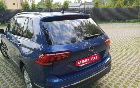 Volkswagen Tiguan II, 2021 год, 2 330 000 рублей, 15 фотография