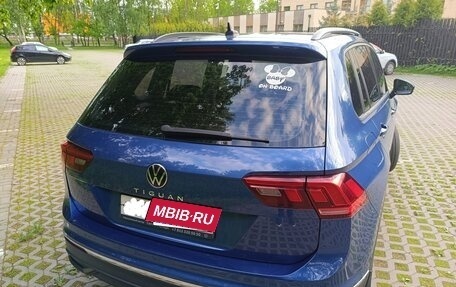 Volkswagen Tiguan II, 2021 год, 2 330 000 рублей, 17 фотография