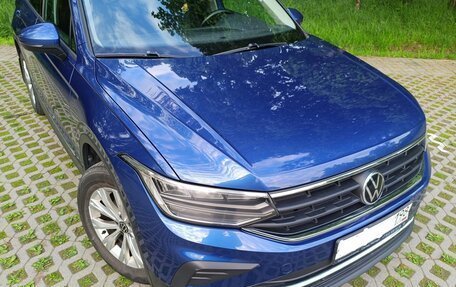 Volkswagen Tiguan II, 2021 год, 2 330 000 рублей, 19 фотография