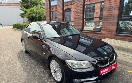 BMW 3 серия, 2011 год, 1 350 000 рублей, 3 фотография