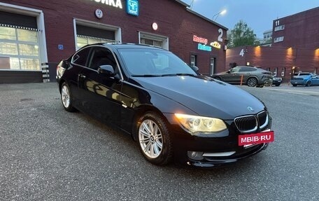BMW 3 серия, 2011 год, 1 350 000 рублей, 13 фотография