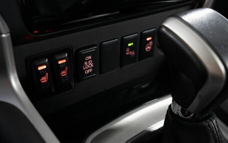 Mitsubishi Pajero Sport III рестайлинг, 2019 год, 3 299 000 рублей, 11 фотография