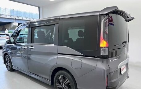 Honda Stepwgn IV, 2019 год, 3 233 983 рублей, 4 фотография