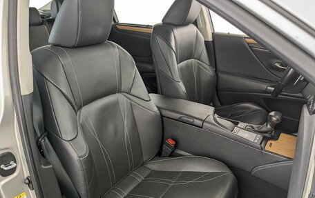 Lexus ES VII, 2019 год, 3 750 000 рублей, 24 фотография
