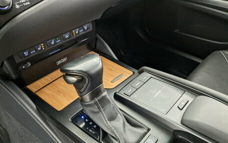 Lexus ES VII, 2019 год, 3 750 000 рублей, 27 фотография