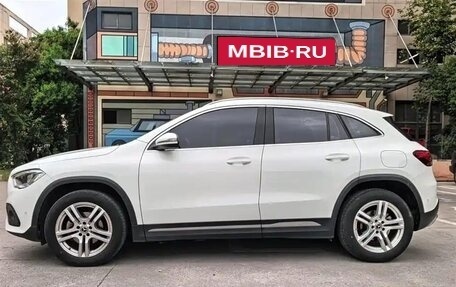 Mercedes-Benz GLA, 2022 год, 1 780 000 рублей, 4 фотография