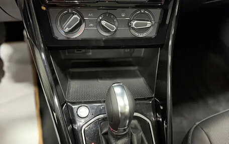 Volkswagen Jetta VII, 2022 год, 1 310 000 рублей, 20 фотография