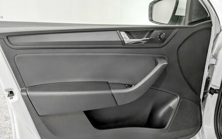 Skoda Rapid II, 2021 год, 1 290 000 рублей, 19 фотография