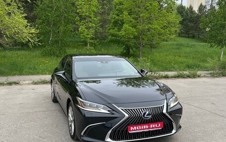 Lexus ES VII, 2018 год, 4 290 000 рублей, 1 фотография