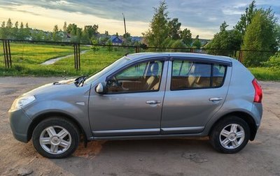 Renault Sandero I, 2010 год, 500 000 рублей, 1 фотография