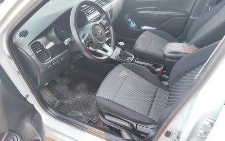 KIA Rio IV, 2018 год, 1 200 000 рублей, 8 фотография