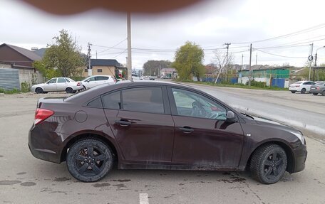 Chevrolet Cruze II, 2013 год, 700 000 рублей, 2 фотография