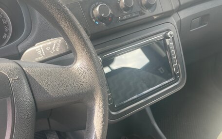 Skoda Fabia II, 2009 год, 400 000 рублей, 11 фотография
