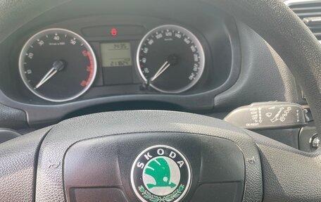 Skoda Fabia II, 2009 год, 400 000 рублей, 13 фотография