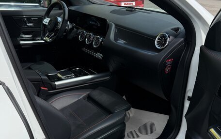 Mercedes-Benz GLA AMG, 2022 год, 5 400 000 рублей, 12 фотография