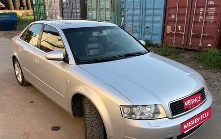 Audi A4, 2004 год, 565 000 рублей, 3 фотография