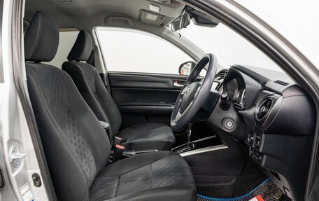 Toyota Corolla, 2017 год, 1 350 000 рублей, 6 фотография