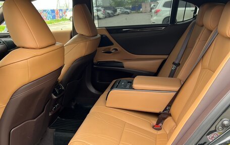 Lexus ES VII, 2018 год, 4 290 000 рублей, 9 фотография
