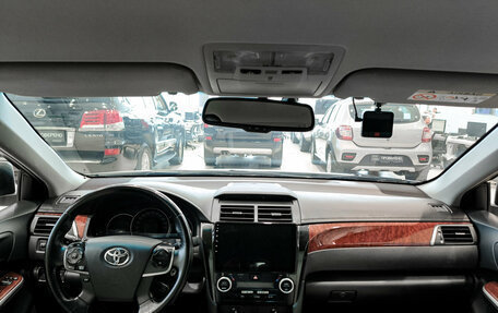 Toyota Camry, 2014 год, 1 750 000 рублей, 17 фотография