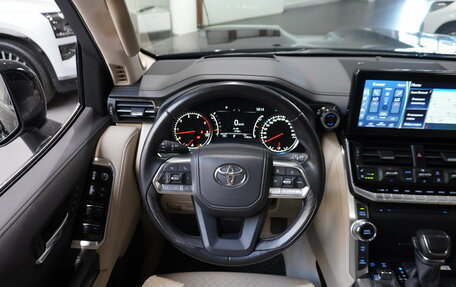 Toyota Land Cruiser, 2023 год, 11 525 000 рублей, 16 фотография