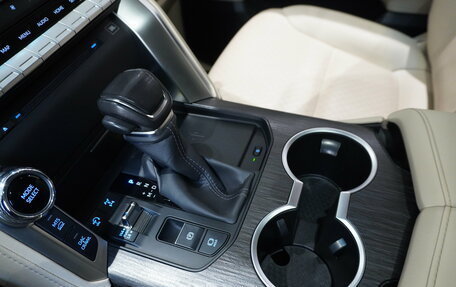 Toyota Land Cruiser, 2023 год, 11 525 000 рублей, 19 фотография