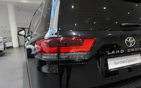 Toyota Land Cruiser, 2023 год, 11 525 000 рублей, 30 фотография