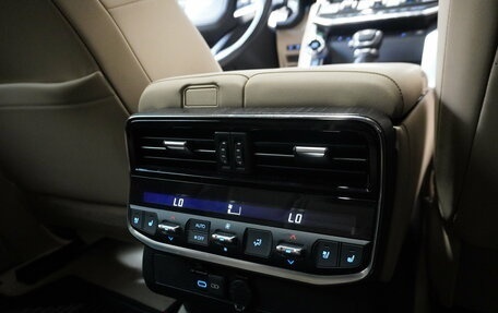 Toyota Land Cruiser, 2023 год, 11 525 000 рублей, 24 фотография