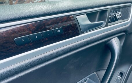 Volkswagen Touareg III, 2013 год, 1 750 000 рублей, 13 фотография