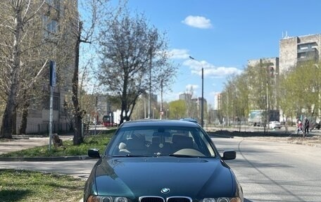 BMW 5 серия, 2001 год, 850 000 рублей, 3 фотография