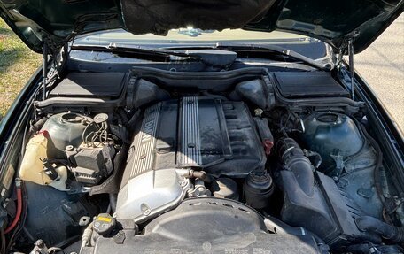 BMW 5 серия, 2001 год, 850 000 рублей, 17 фотография