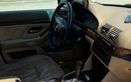 BMW 5 серия, 2001 год, 850 000 рублей, 7 фотография