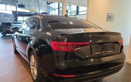 Audi A4, 2017 год, 1 600 000 рублей, 2 фотография
