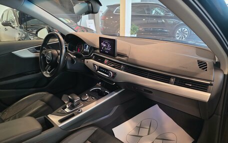 Audi A4, 2017 год, 1 600 000 рублей, 20 фотография