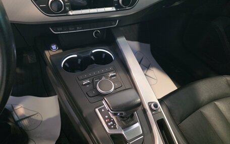 Audi A4, 2017 год, 1 600 000 рублей, 13 фотография