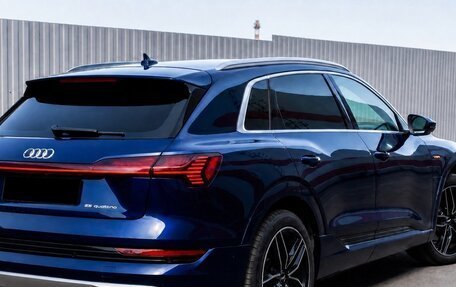 Audi e-tron I, 2021 год, 5 400 000 рублей, 4 фотография