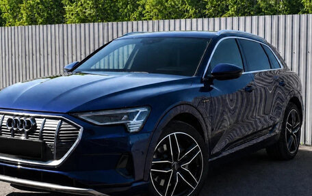 Audi e-tron I, 2021 год, 5 400 000 рублей, 5 фотография