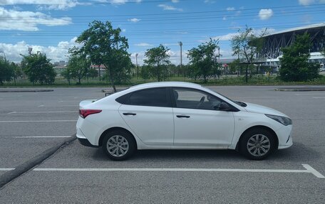 Hyundai Solaris II рестайлинг, 2020 год, 1 130 000 рублей, 3 фотография
