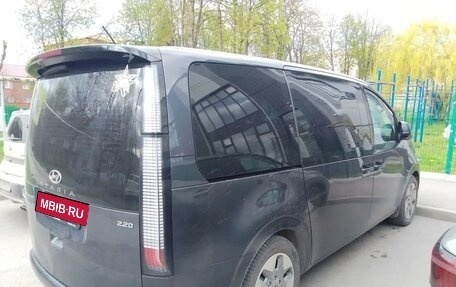 Hyundai Staria, 2022 год, 3 300 000 рублей, 6 фотография