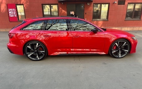 Audi RS 6, 2022 год, 15 900 000 рублей, 4 фотография