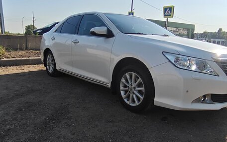 Toyota Camry, 2014 год, 1 650 000 рублей, 4 фотография