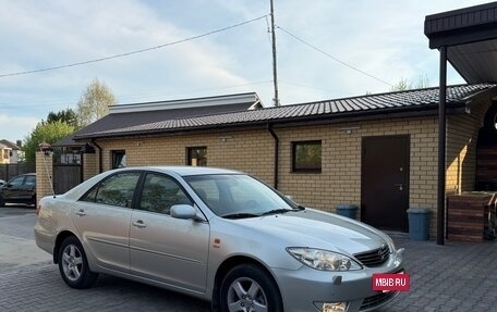 Toyota Camry V40, 2004 год, 3 600 000 рублей, 3 фотография