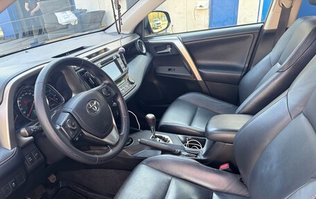 Toyota RAV4, 2015 год, 2 290 000 рублей, 11 фотография