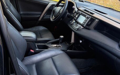Toyota RAV4, 2015 год, 2 290 000 рублей, 4 фотография