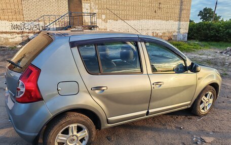 Renault Sandero I, 2010 год, 500 000 рублей, 14 фотография