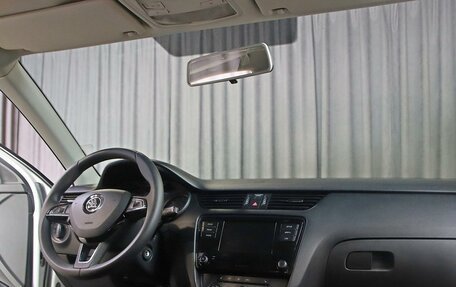 Skoda Octavia, 2019 год, 1 299 000 рублей, 5 фотография